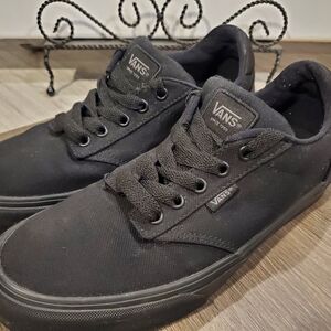 Vans Men's Black Atwood Deluxe Ultra Cush Low Canvas Sneakers Size 8